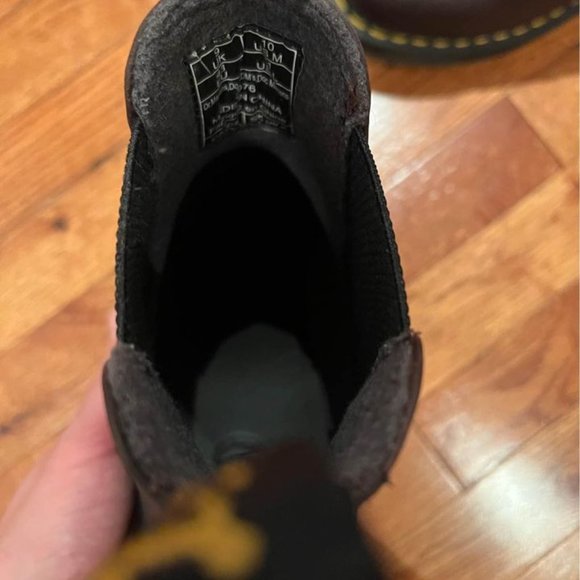 Doc Martens Insulated Chelsea Boot - Picture 2 of 3